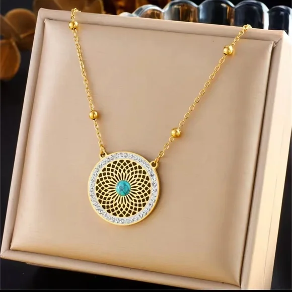 Boho Style Set  Stainless Steel Circular Retro 

Turquoise Golden Necklace - Picture 5 of 8